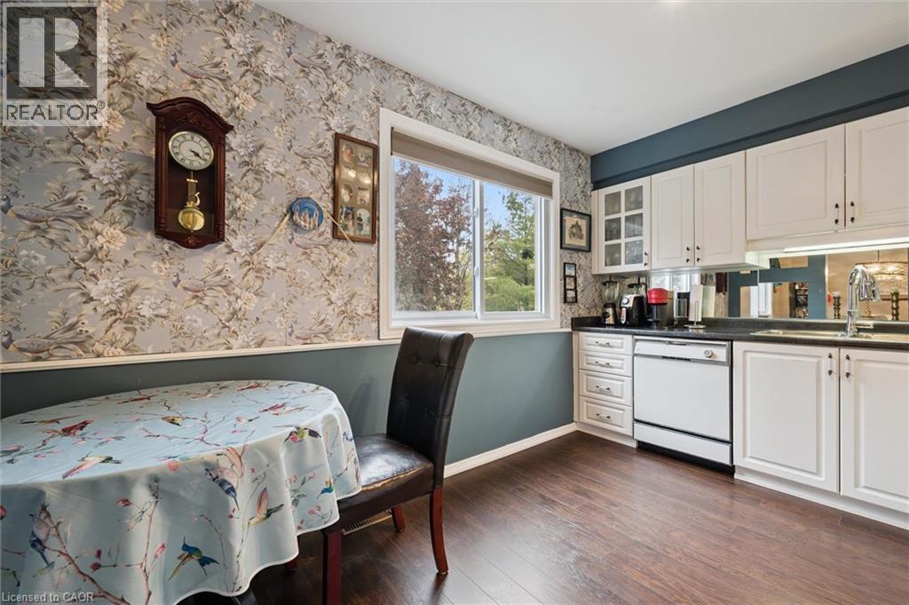 203 Baker Street, Waterloo, Ontario  N2T 2L8 - Photo 12 - 40830171