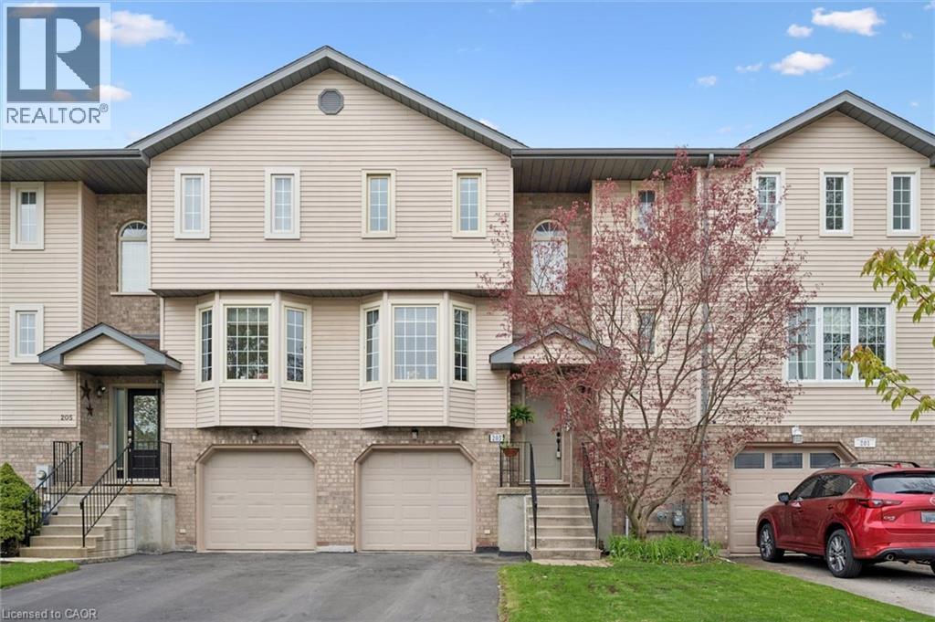 203 Baker Street, Waterloo, Ontario  N2T 2L8 - Photo 2 - 40830171
