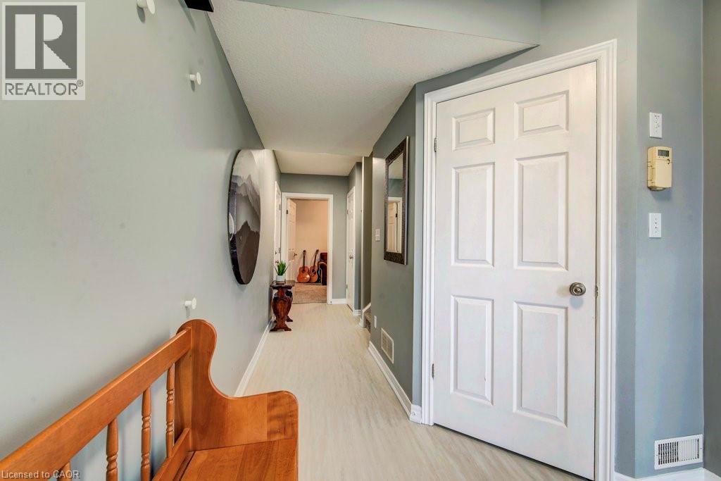 14 Cranshaw Street, Kitchener, Ontario  N2R 1W2 - Photo 3 - 40830635