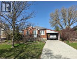 18 DUNBAR Road S, Waterloo, Ontario