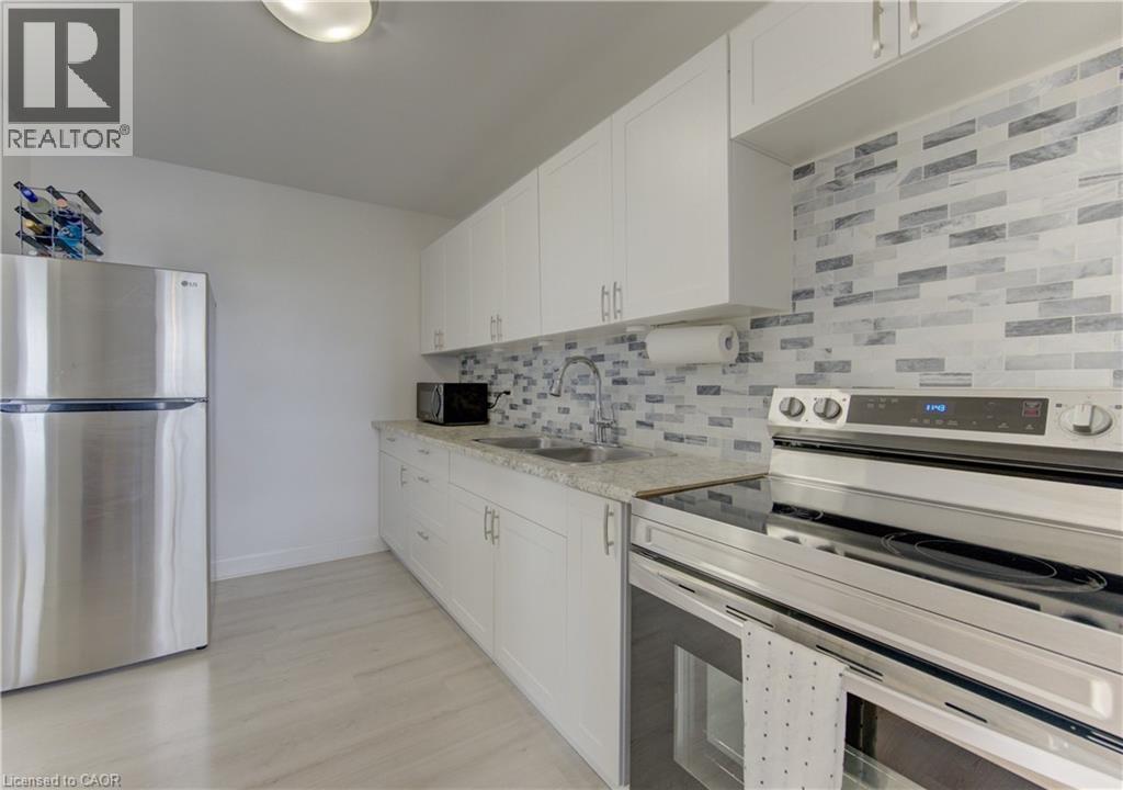 1100 Courtland Avenue E Unit# 610, Kitchener, Ontario  N2C 2H9 - Photo 3 - 40830924