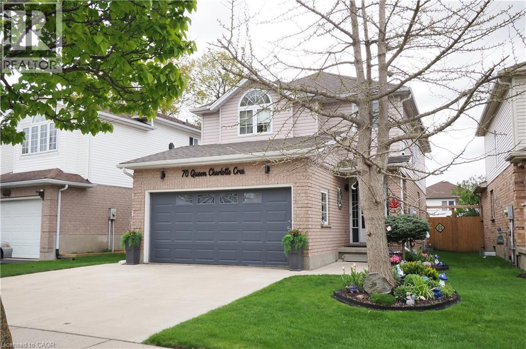 70 Queen Charlotte Crescent, Kitchener, Ontario  N2E 3N6 - Photo 2 - 40830310