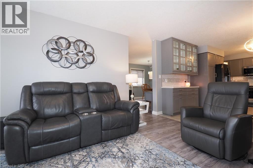 70 Queen Charlotte Crescent, Kitchener, Ontario  N2E 3N6 - Photo 27 - 40830310