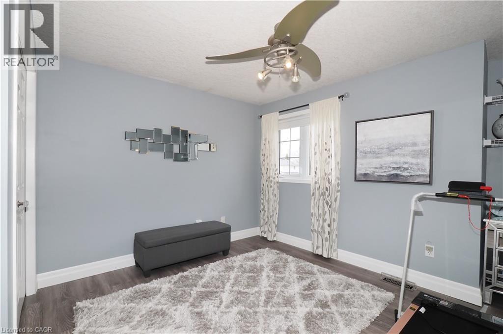 70 Queen Charlotte Crescent, Kitchener, Ontario  N2E 3N6 - Photo 38 - 40830310