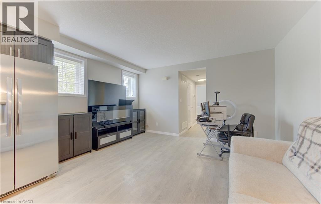24a-388 Old Huron Road, Kitchener, Ontario  N2R 0J5 - Photo 12 - 40830582