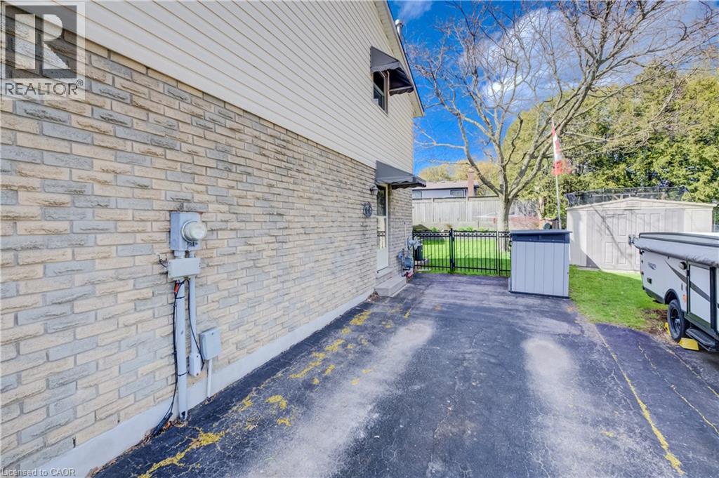 10 Meadow Woods Crescent, Kitchener, Ontario  N2N 1S5 - Photo 34 - 40832004