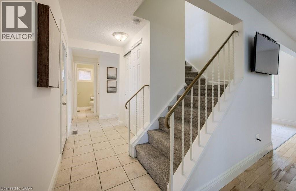 106 Parkland Crescent, Kitchener, Ontario  N2N 1S4 - Photo 10 - 40831453