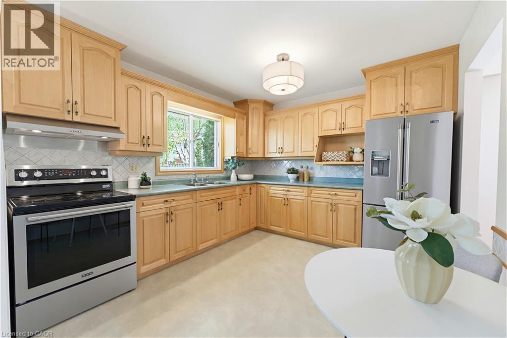 216 Mcgarry Drive, Kitchener, Ontario  N2N 1H9 - Photo 12 - 40825973