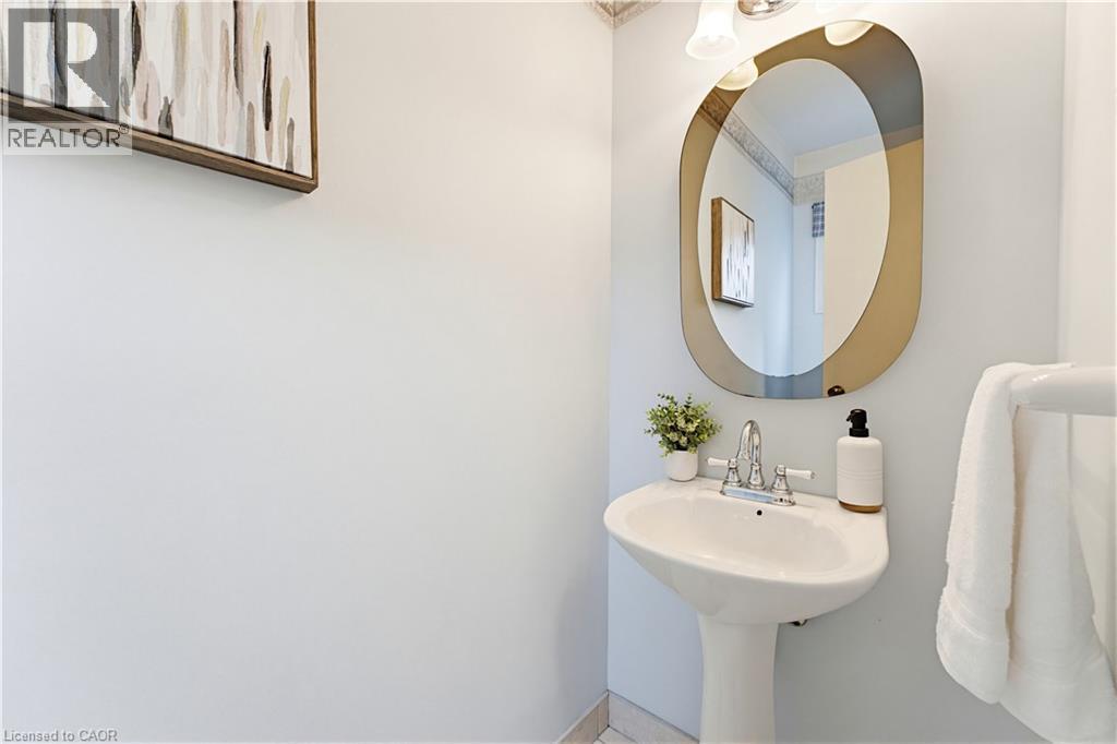 216 Mcgarry Drive, Kitchener, Ontario  N2N 1H9 - Photo 17 - 40825973