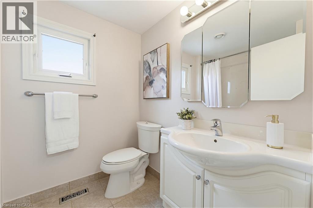 216 Mcgarry Drive, Kitchener, Ontario  N2N 1H9 - Photo 24 - 40825973