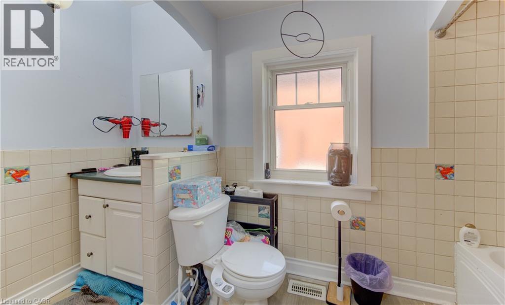 48 Breithaupt Street, Kitchener, Ontario  N2H 5G6 - Photo 18 - 40824430