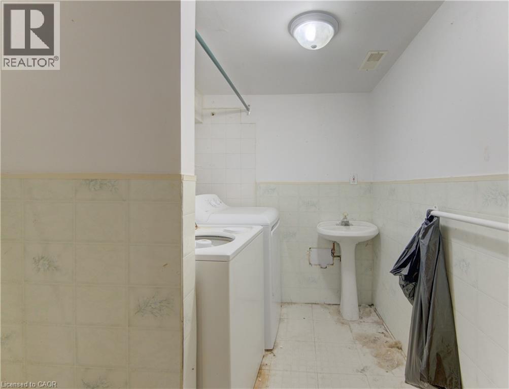 48 Breithaupt Street, Kitchener, Ontario  N2H 5G6 - Photo 31 - 40824430