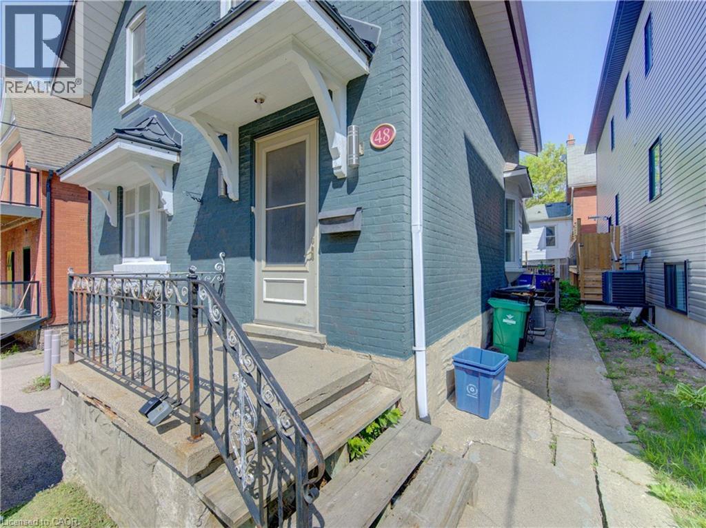 48 Breithaupt Street, Kitchener, Ontario  N2H 5G6 - Photo 4 - 40824430