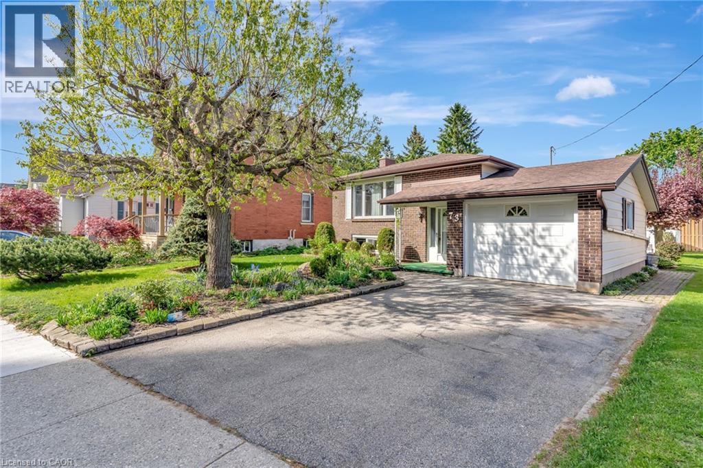 73 Brunswick Avenue, Kitchener, Ontario  N2H 4E7 - Photo 2 - 40831500