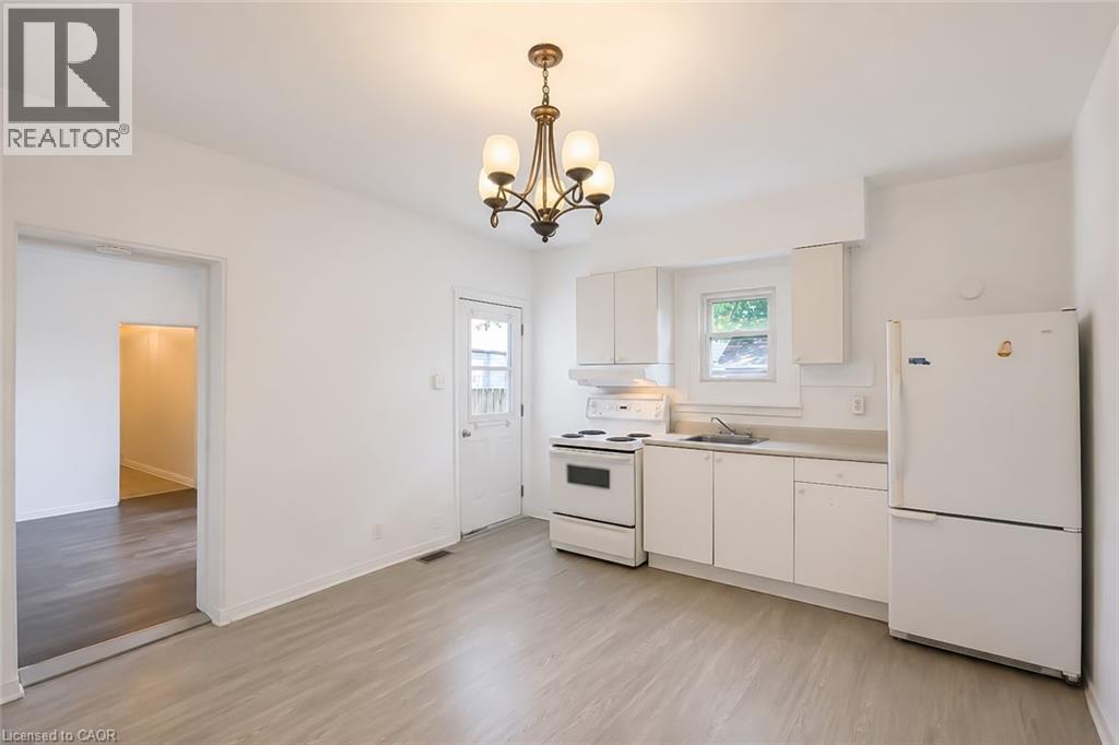 87 Lancaster Street W, Kitchener, Ontario  N2H 4T3 - Photo 8 - 40832474