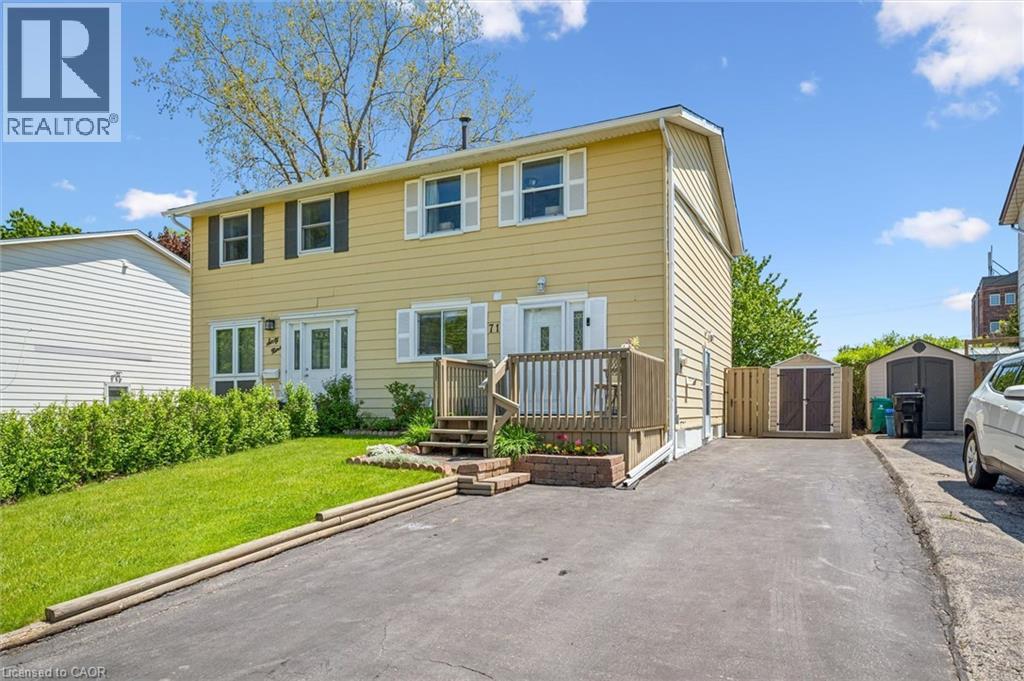 71 Blackhorne Drive, Kitchener, Ontario  N2E 1T5 - Photo 2 - 40828130