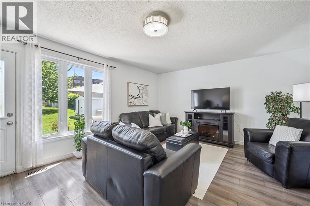 71 Blackhorne Drive, Kitchener, Ontario  N2E 1T5 - Photo 9 - 40828130