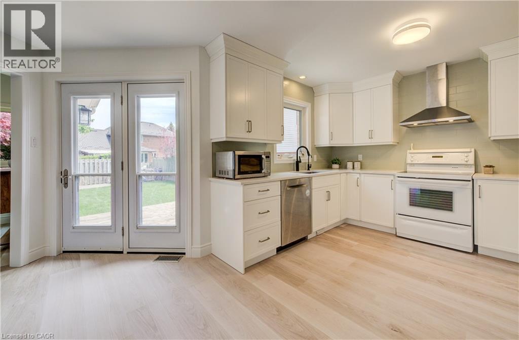 464 Northlake Drive, Waterloo, Ontario  N2V 2A4 - Photo 14 - 40820957