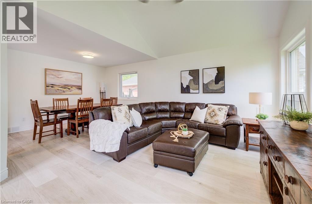 464 Northlake Drive, Waterloo, Ontario  N2V 2A4 - Photo 19 - 40820957