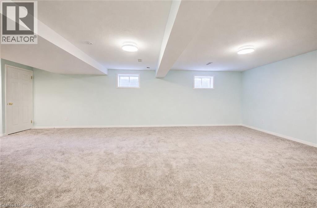 464 Northlake Drive, Waterloo, Ontario  N2V 2A4 - Photo 40 - 40820957