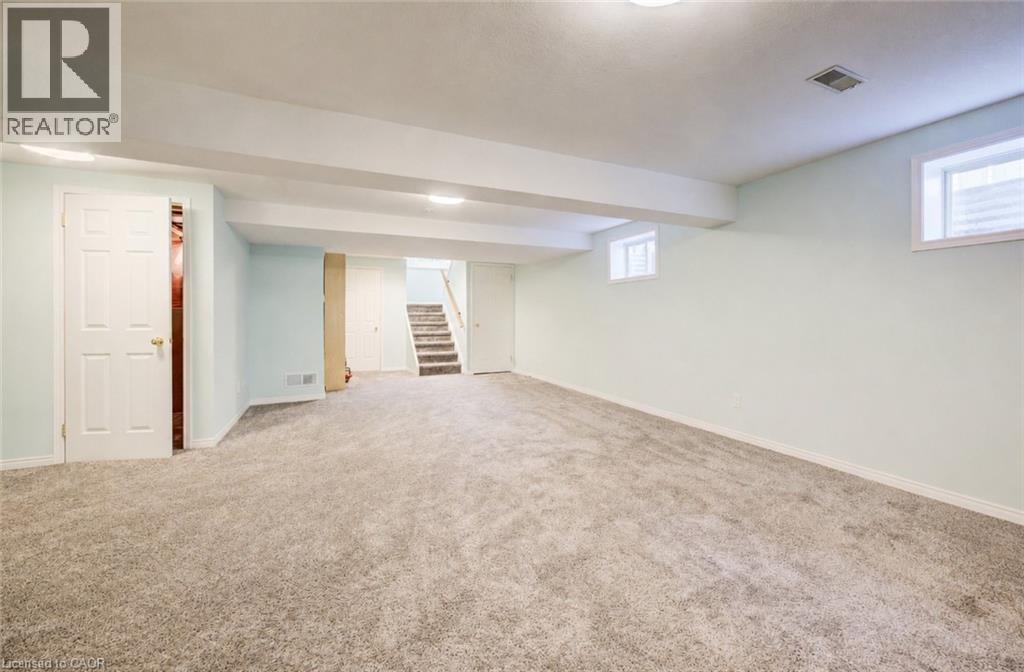 464 Northlake Drive, Waterloo, Ontario  N2V 2A4 - Photo 41 - 40820957