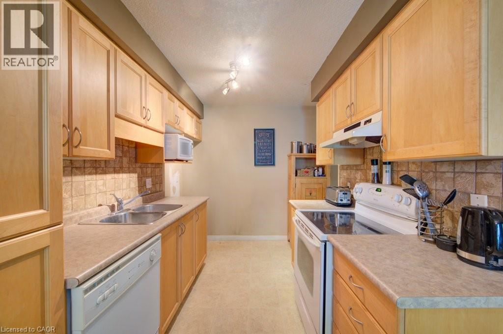 175 David Bergey Drive Unit# P86, Kitchener, Ontario  N2E 4H8 - Photo 14 - 40834680