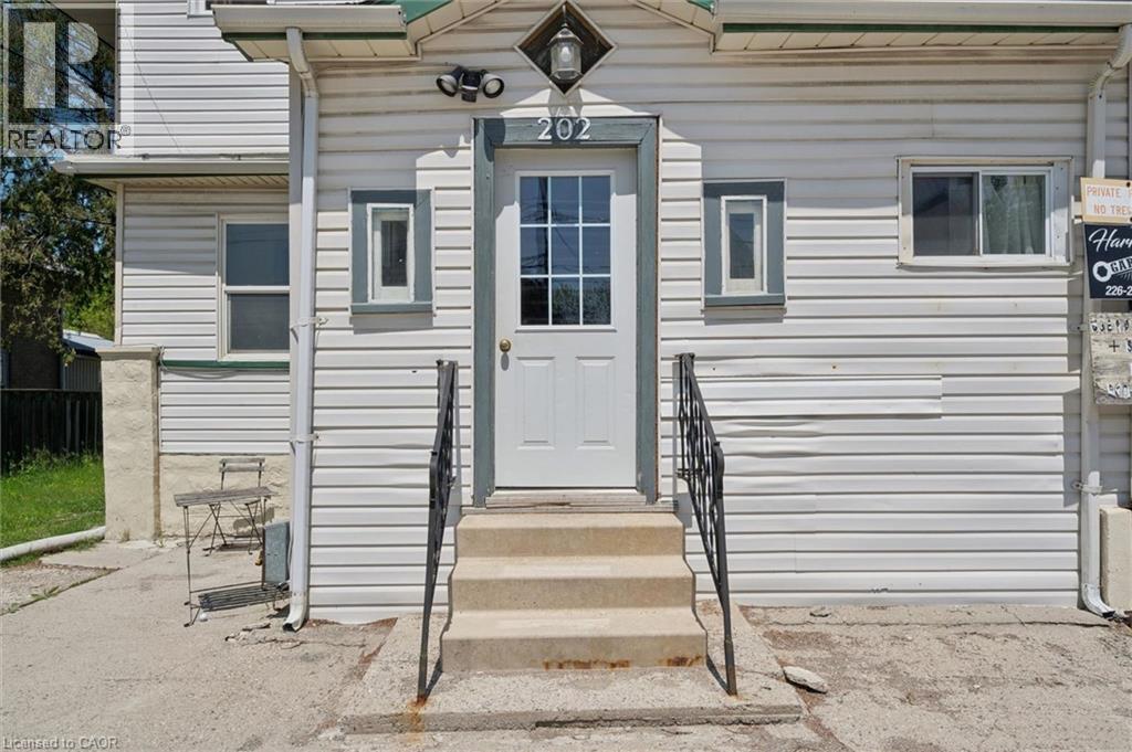 202 Breithaupt Street, Kitchener, Ontario  N2H 5H4 - Photo 6 - 40833193