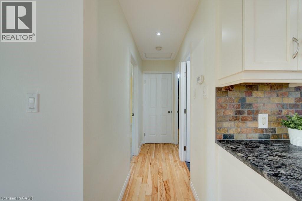 60 Mayfield Avenue, Waterloo, Ontario  N2J 3S1 - Photo 25 - 40835791