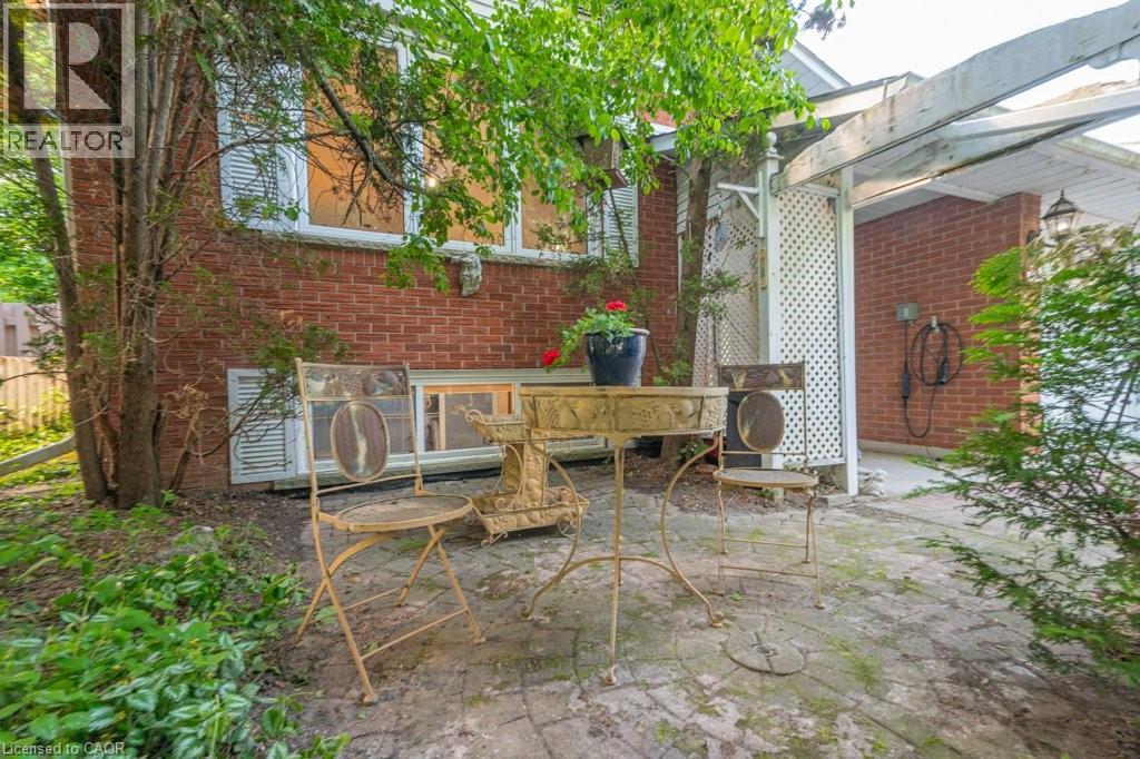 60 Mayfield Avenue, Waterloo, Ontario  N2J 3S1 - Photo 4 - 40835791