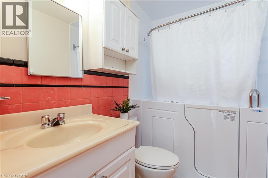 93 Plymouth Road, Kitchener, Ontario  N2G 3G7 - Photo 14 - 40833198