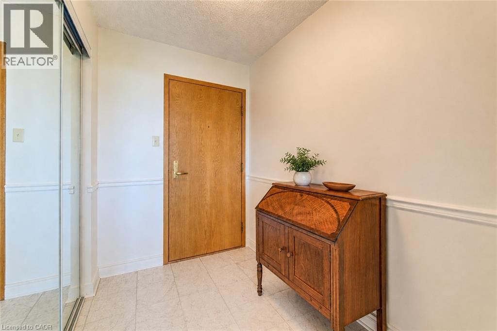 6 Willow Street Unit# 1907, Waterloo, Ontario  N2J 4S3 - Photo 10 - 40836651