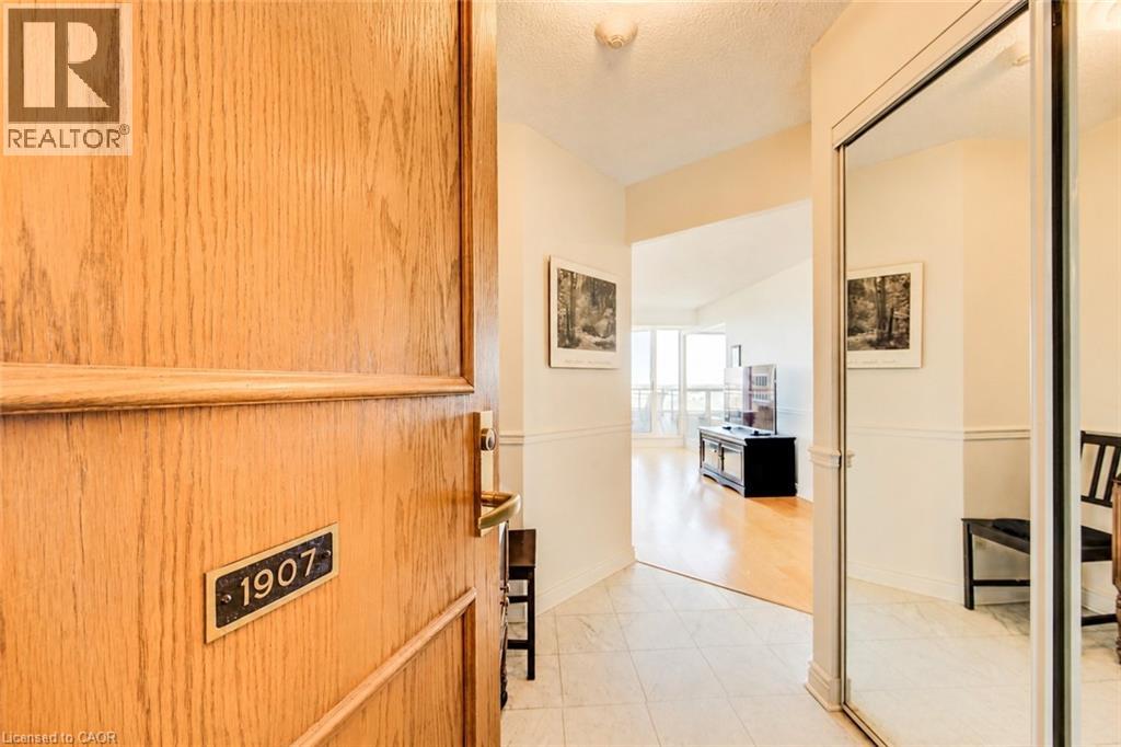 6 Willow Street Unit# 1907, Waterloo, Ontario  N2J 4S3 - Photo 9 - 40836651