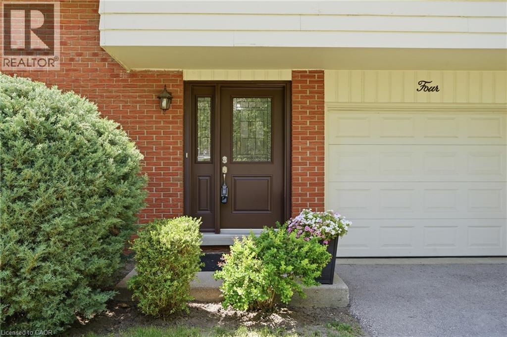 4 Bradley Place, Kitchener, Ontario  N2A 2B3 - Photo 3 - 40821042