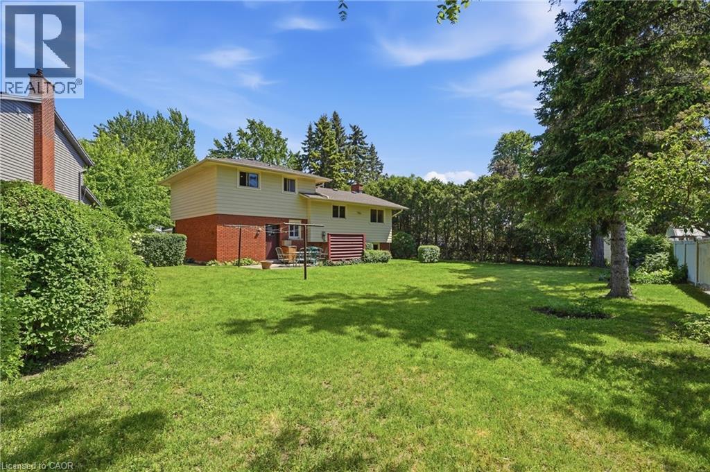 4 Bradley Place, Kitchener, Ontario  N2A 2B3 - Photo 30 - 40821042