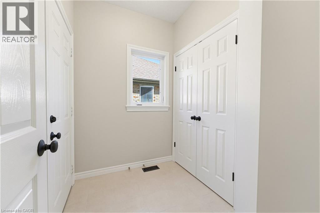822 Birchmount Drive, Waterloo, Ontario  N2V 2R3 - Photo 17 - 40836151