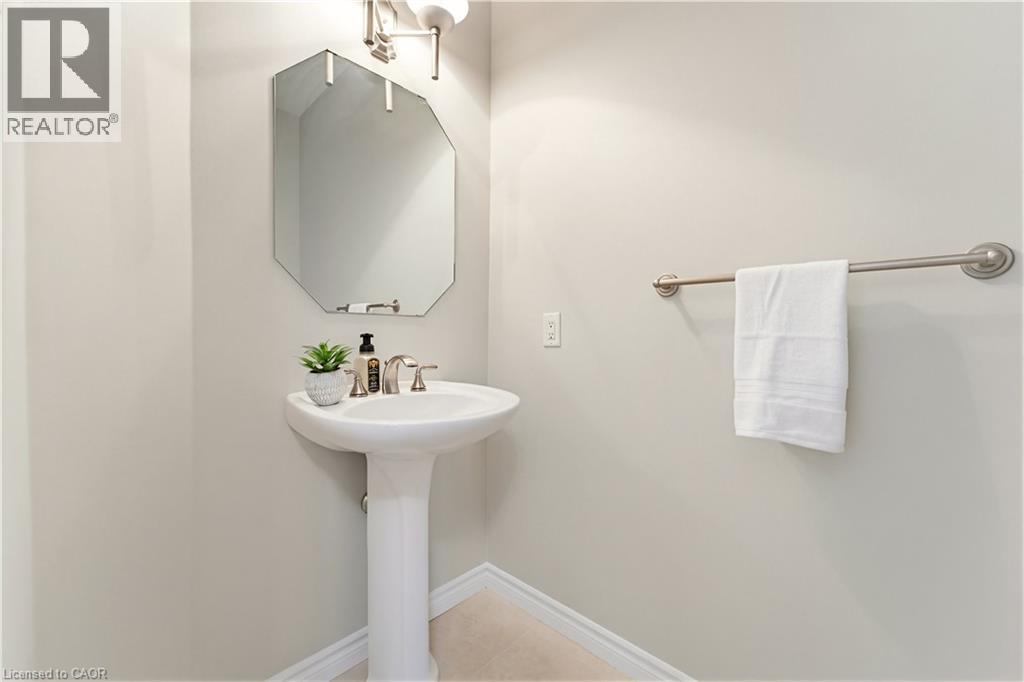 822 Birchmount Drive, Waterloo, Ontario  N2V 2R3 - Photo 18 - 40836151