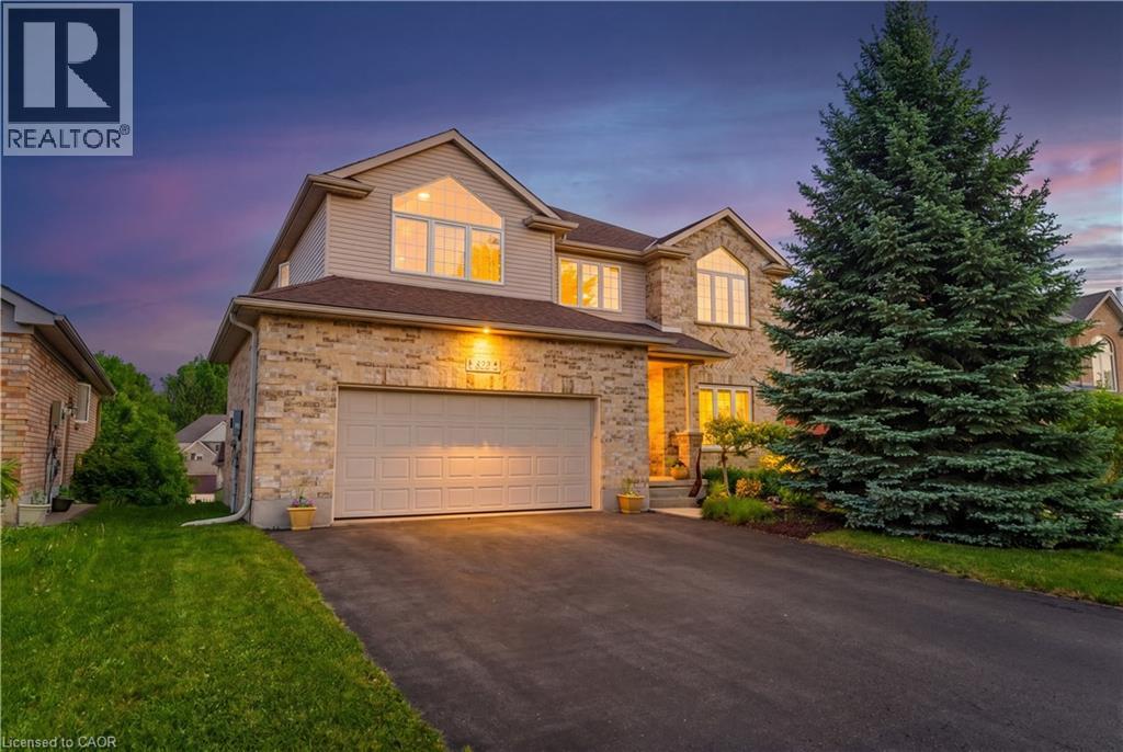822 Birchmount Drive, Waterloo, Ontario  N2V 2R3 - Photo 2 - 40836151