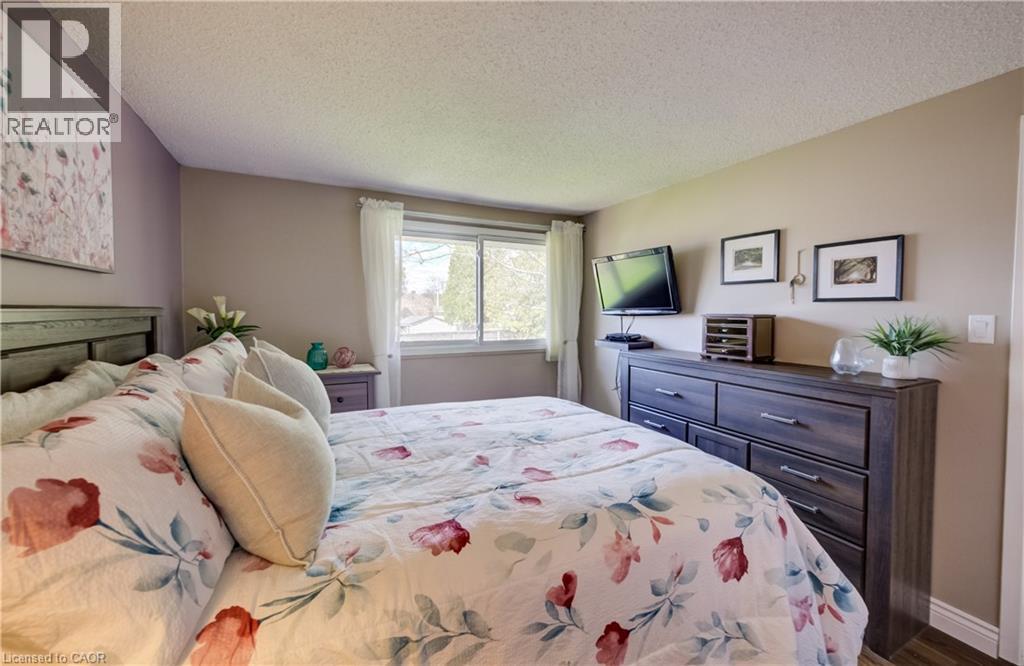 10 Meadow Woods Crescent, Kitchener, Ontario  N2N 1S5 - Photo 17 - 40837623