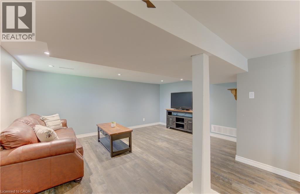 72 Pleasant Avenue, Kitchener, Ontario  N2M 4A4 - Photo 32 - 40837639
