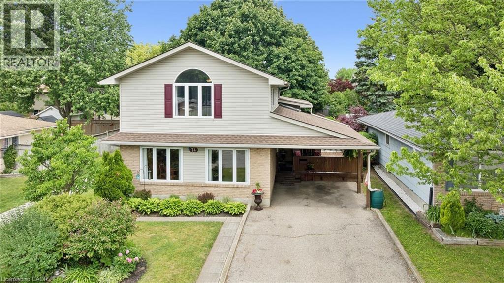 74 Calmcrest Drive, Kitchener, Ontario  N2E 1V3 - Photo 2 - 40835435