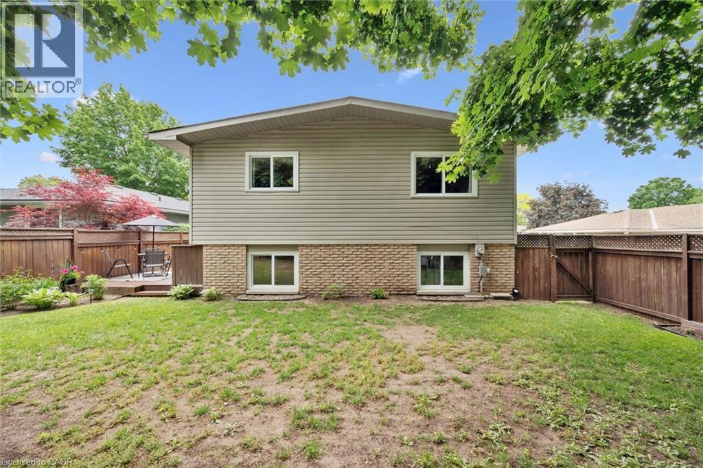 74 Calmcrest Drive, Kitchener, Ontario  N2E 1V3 - Photo 38 - 40835435