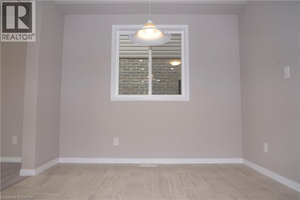 664 Blair Creek Drive, Kitchener, Ontario  N2P 0E7 - Photo 7 - 40840057