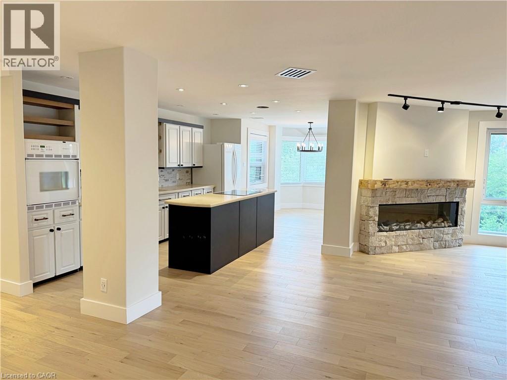 50 Blue Springs Drive Unit# 52, Waterloo, Ontario  N2J 4M4 - Photo 9 - 40839087