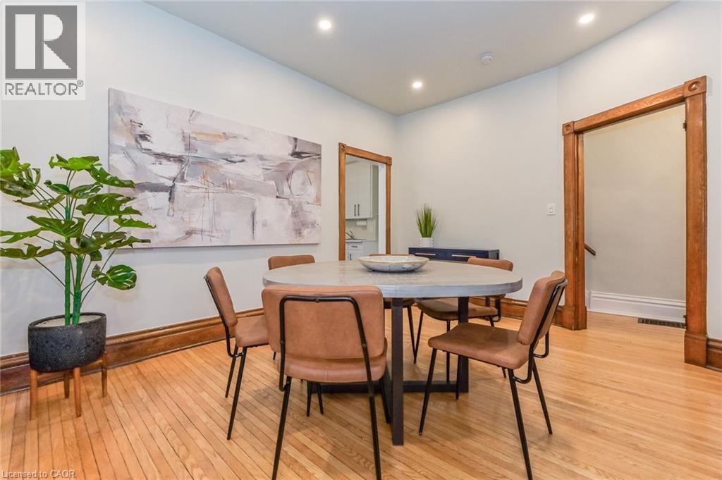 67 Ahrens Street W, Kitchener, Ontario  N2H 4B8 - Photo 14 - 40840982