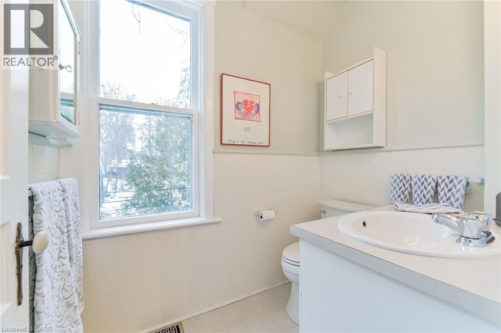 67 Ahrens Street W, Kitchener, Ontario  N2H 4B8 - Photo 38 - 40840982