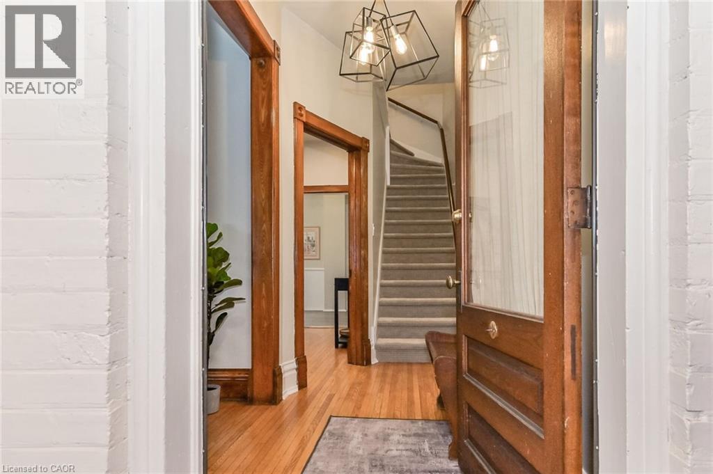67 Ahrens Street W, Kitchener, Ontario  N2H 4B8 - Photo 6 - 40840982