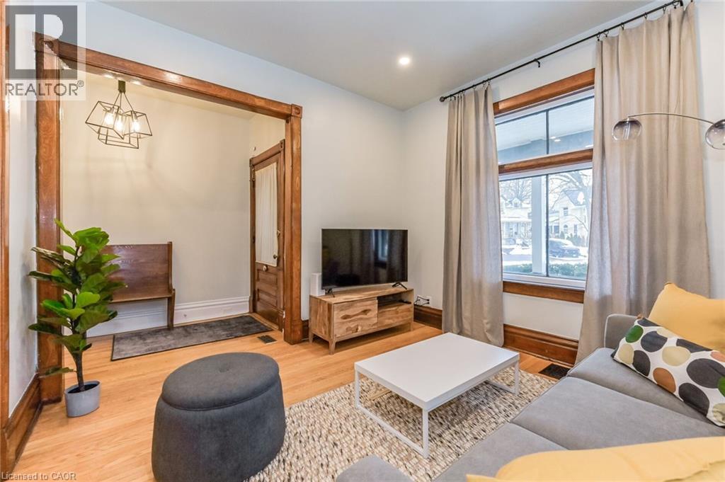 67 Ahrens Street W, Kitchener, Ontario  N2H 4B8 - Photo 8 - 40840982