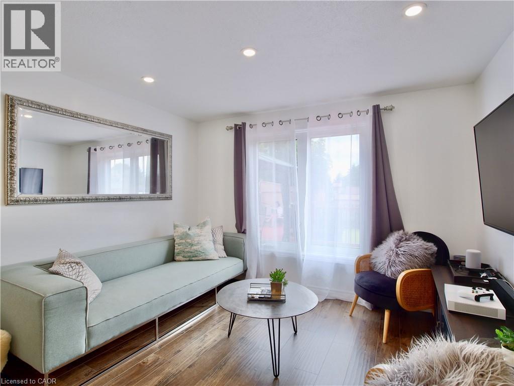243 Rosebank Place, Kitchener, Ontario  N2E 2R8 - Photo 6 - 40840693