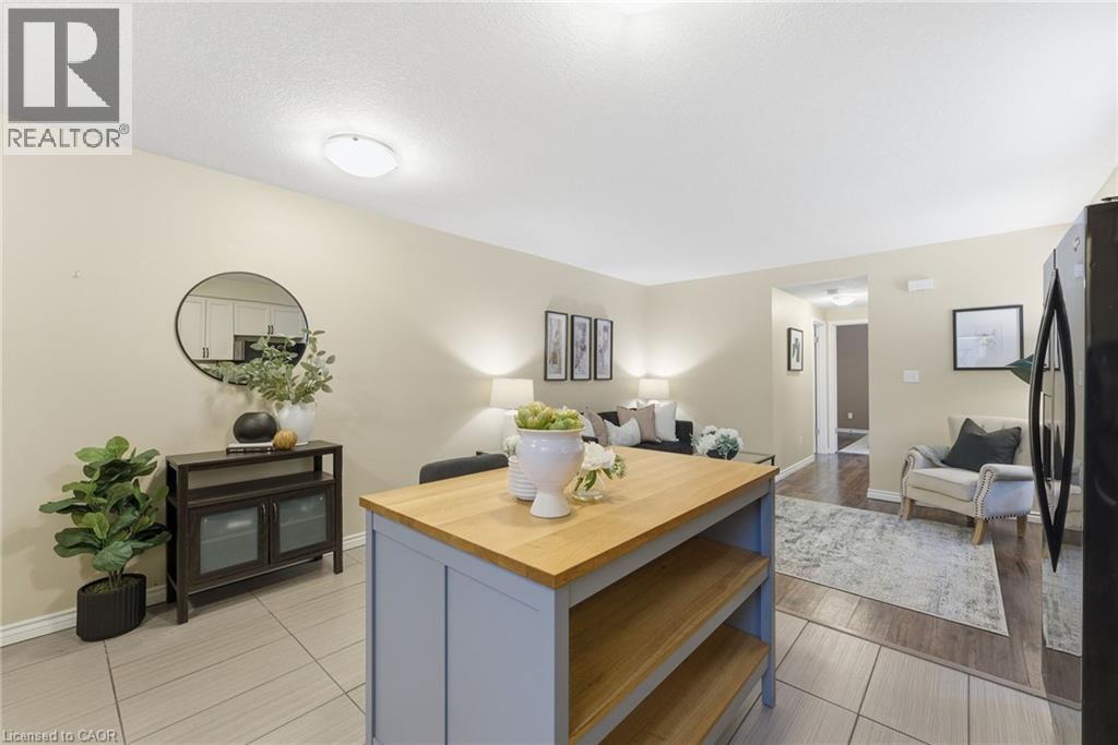 931 Glasgow Street Unit# 14d, Kitchener, Ontario  N2N 0B6 - Photo 5 - 40841785