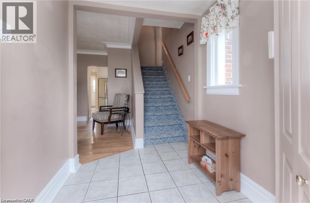 465 Nyberg Street, Kitchener, Ontario  N2G 2Z2 - Photo 4 - 40841953